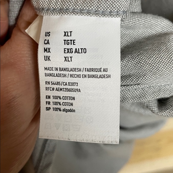 American Eagle Outfitters size XLT Light Gray Short Sleeve Button Down Shirt - Picture 7 of 9